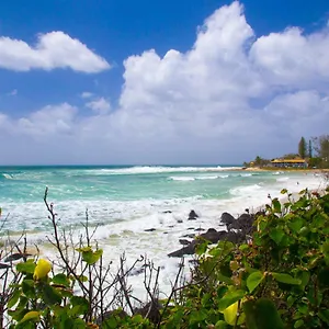 Rainbow Bay Beachhouse 2*, Coolangatta Australia